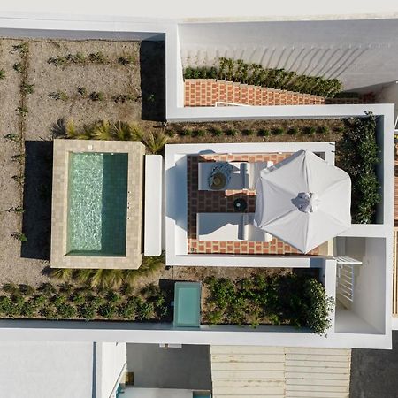 Ethos Vegan Suites Fira  Ngoại thất bức ảnh