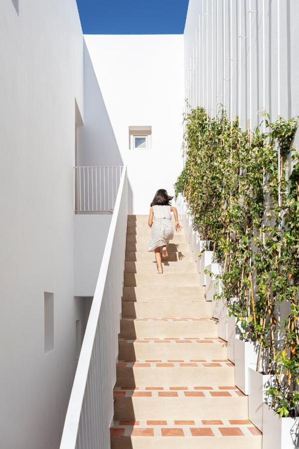 Ethos Vegan Suites Fira  Ngoại thất bức ảnh