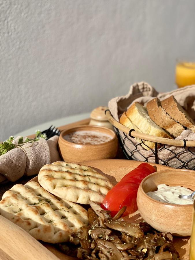 Ethos Vegan Suites Fira  Ngoại thất bức ảnh