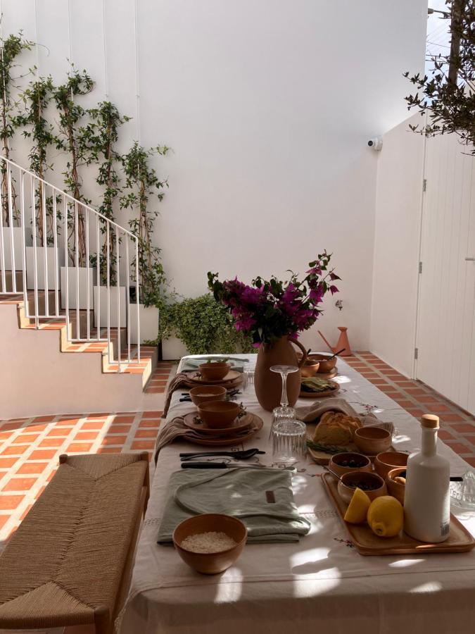 Ethos Vegan Suites Fira  Ngoại thất bức ảnh