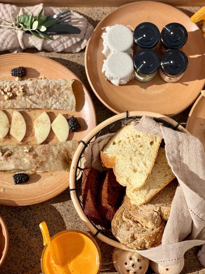 Ethos Vegan Suites Fira  Ngoại thất bức ảnh