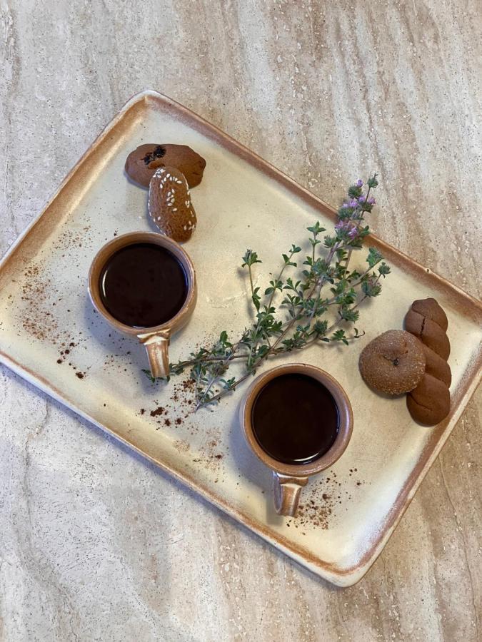 Ethos Vegan Suites Fira  Ngoại thất bức ảnh