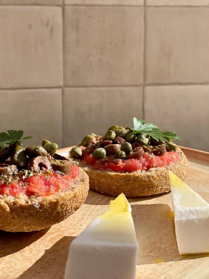 Ethos Vegan Suites Fira  Ngoại thất bức ảnh