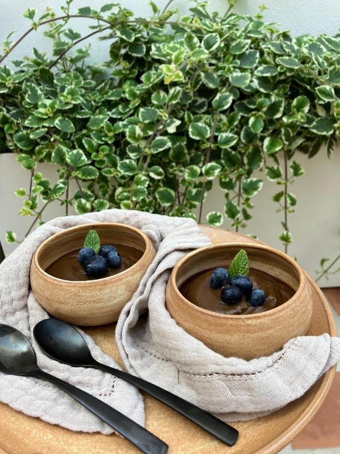 Ethos Vegan Suites Fira  Ngoại thất bức ảnh